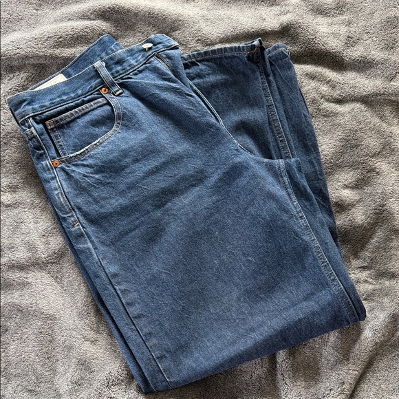 Gap Classic Blue Denim Jeans - Picture 6 of 9